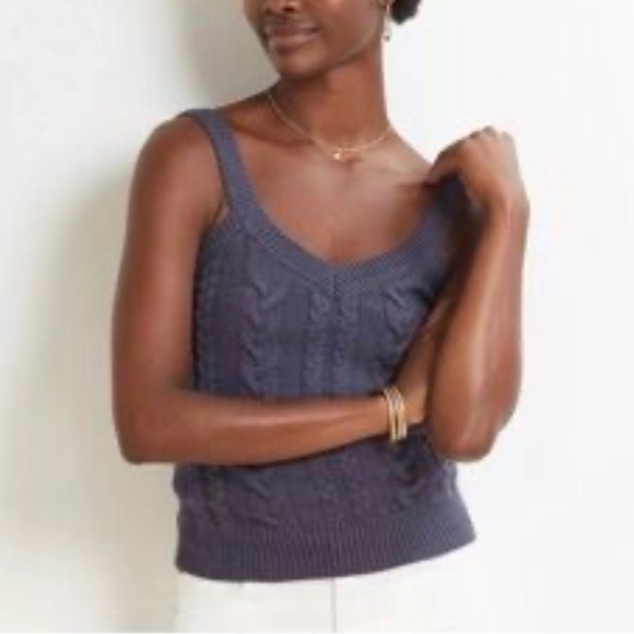 Evereve Tops - Evereve Cotton Cable Knit Tank in Navy Size S